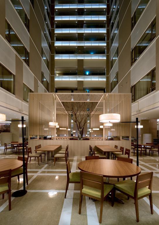 Chihpen Century Hotel Wenquan Exteriör bild The hotel's lobby